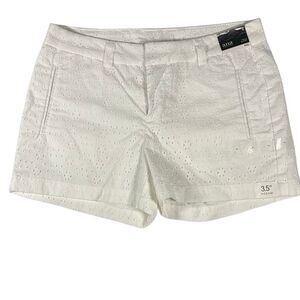 a.n.a. White Eyelet Twill Shorts Size 4 NWT 3.5” Inseam Cotton Floral
